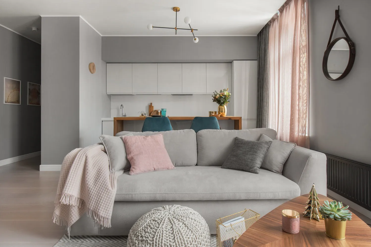 Foto: Küche und Esszimmer im modernen Stil, Tipps, CoolaginDesign, Artem Kulagin, Wanddekoration, Wandpapier oder Farbe – Foto auf unserer Website