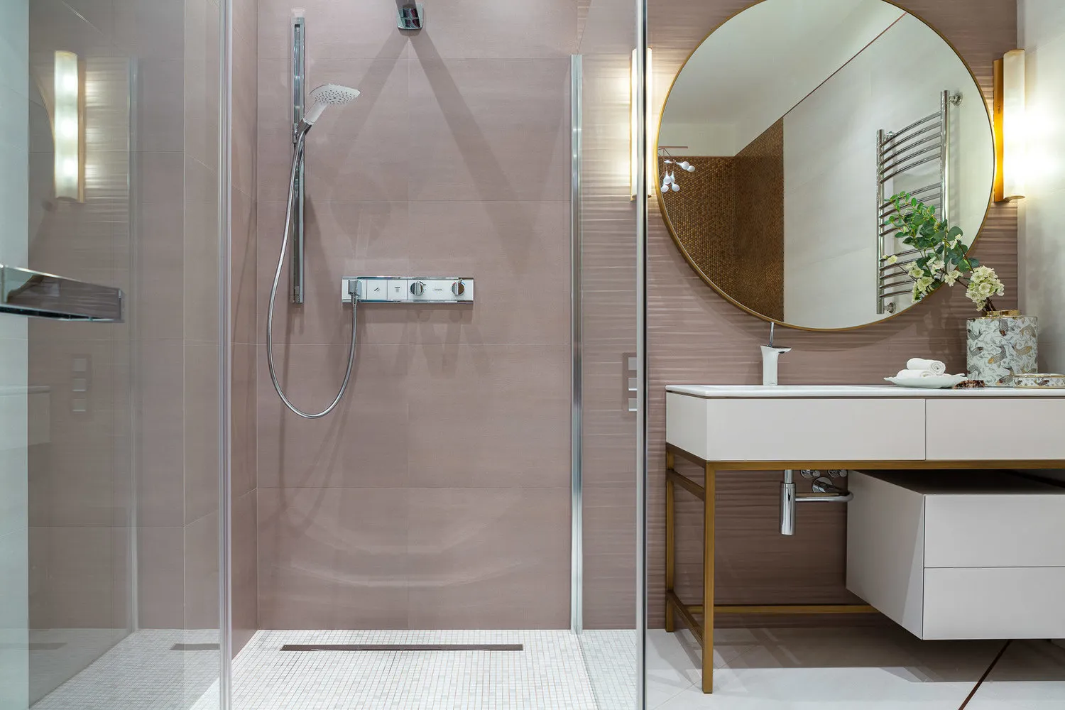 照片：现代风格浴室，建议，娜佳·卡佩尔，装修时应注意的事项，装修的关键阶段 – 我们网站上的照片