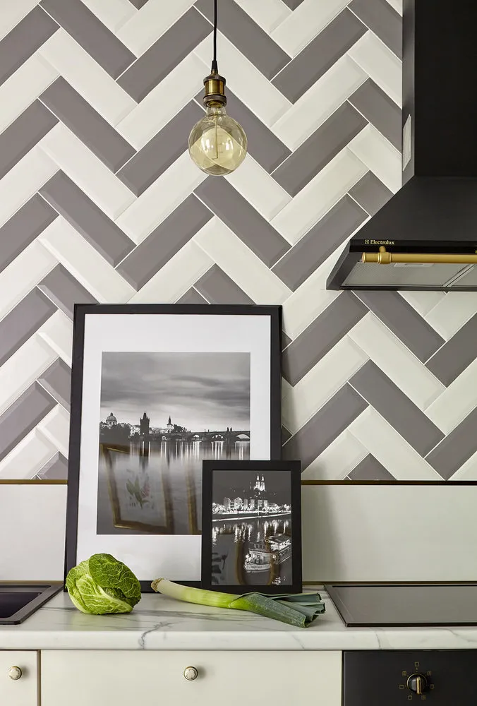 照片：现代风格厨房和餐厅，公寓，每周项目，郊区，维拉·塔尔洛夫斯卡娅，3间房，60-90平方米 – 我们网站上的照片