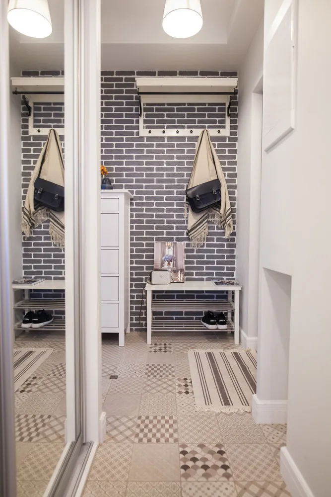 Фотография: Прихожая в стиле Современный, Квартира, Проект недели, Москва, П-44, 3 комнаты, 60-90 метров, Анна Моджаро – фото на нашем сайте