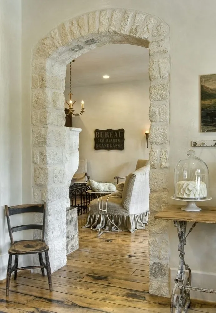 Фотография: Гостиная в стиле Прованс и Кантри, Советы – фото на нашем сайте