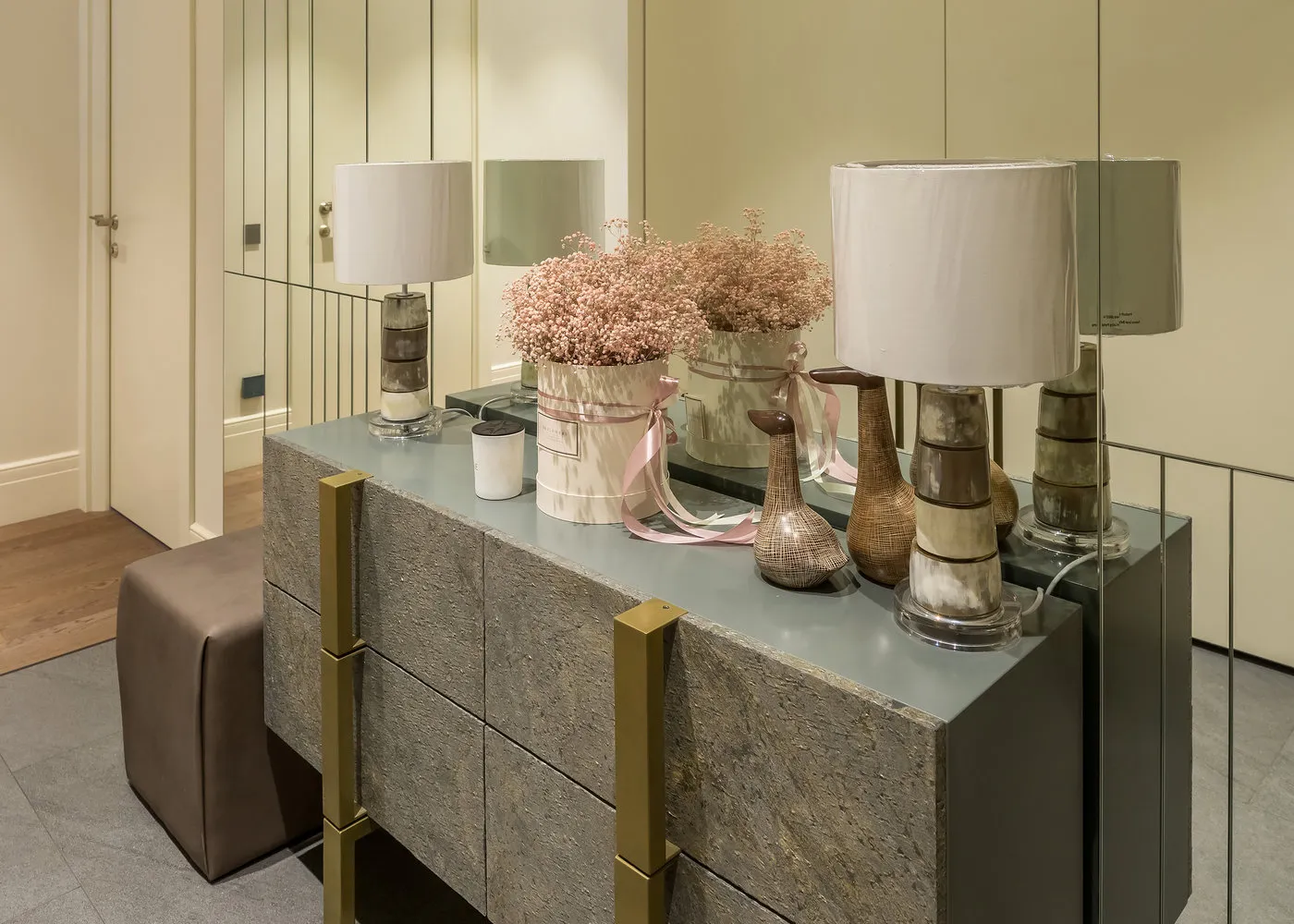 Фотография: Прихожая в стиле Современный, Классический, Квартира, Проект недели, Москва, Монолитный дом, 3 комнаты, 60-90 метров, Татьяна Бриммер, ЖК Wellton Park – фото на нашем сайте