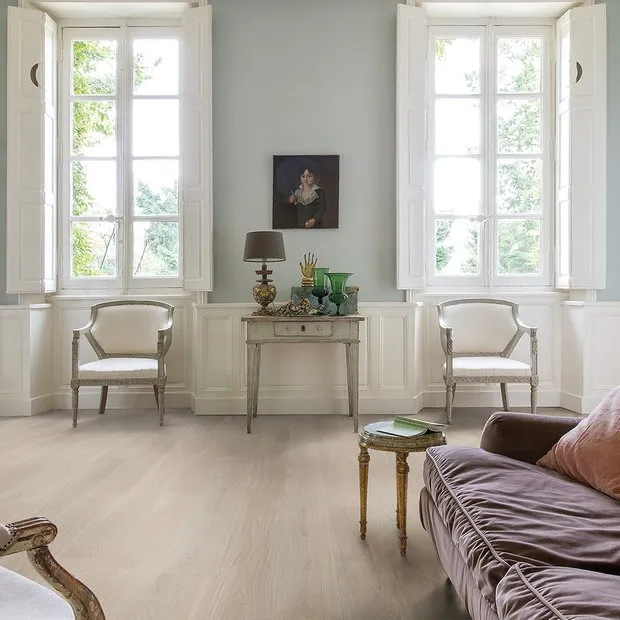 照片:普罗旺斯和乡村风格客厅,技巧、实践维修、地板覆盖物、地板饰面、Quick Step、PVC砖——我们网站上的照片