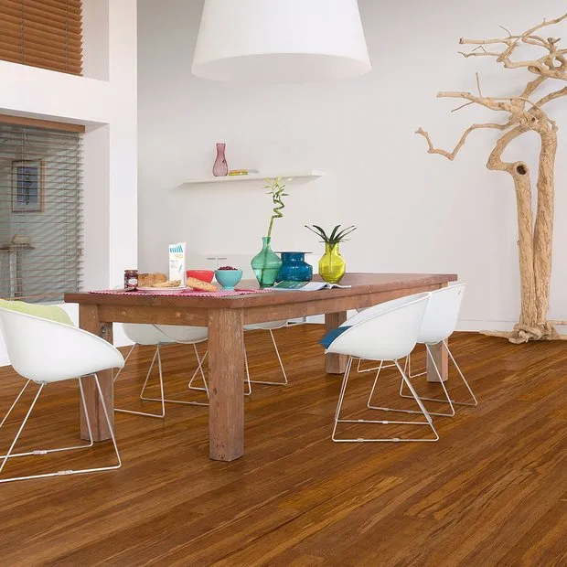 照片:生态风格厨房和餐厅,技巧、实践维修、地板覆盖物、地板饰面、Quick Step、PVC砖——我们网站上的照片