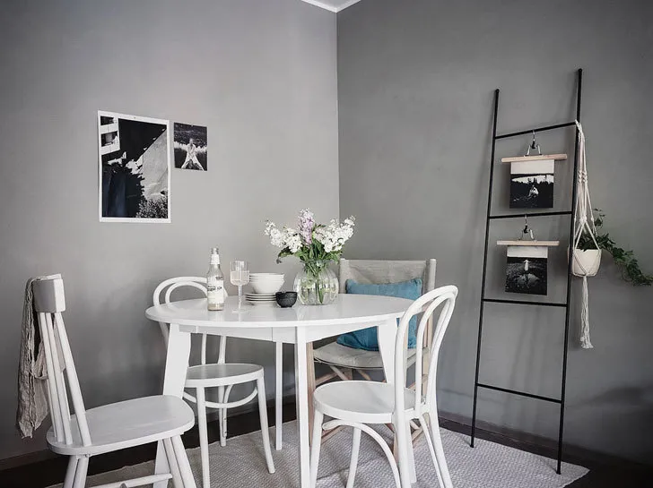 照片：斯堪的纳维亚风格厨房与餐厅，室内装饰，公寓 – 网站上的照片