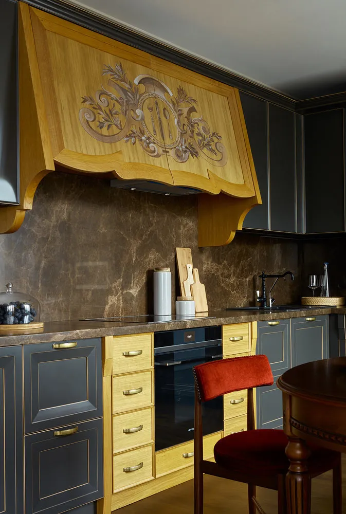 照片：东方风格厨房与餐厅，公寓，每周项目，莫斯科，斯大林式建筑，砖房，3室，超过90平方米，Valeria Belousova – 网站上的照片