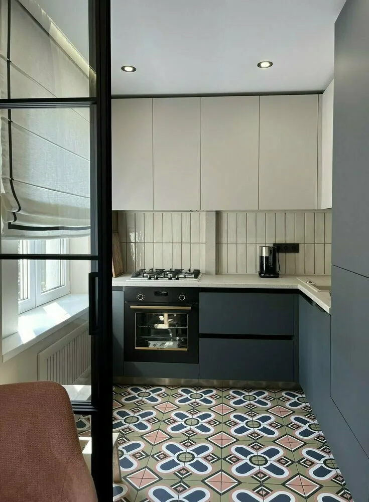 Foto: estilo diseño, Consejos sobre cómo aumentar visualmente la altura del techo, Chruschov, techos bajos – fotos en nuestro sitio web