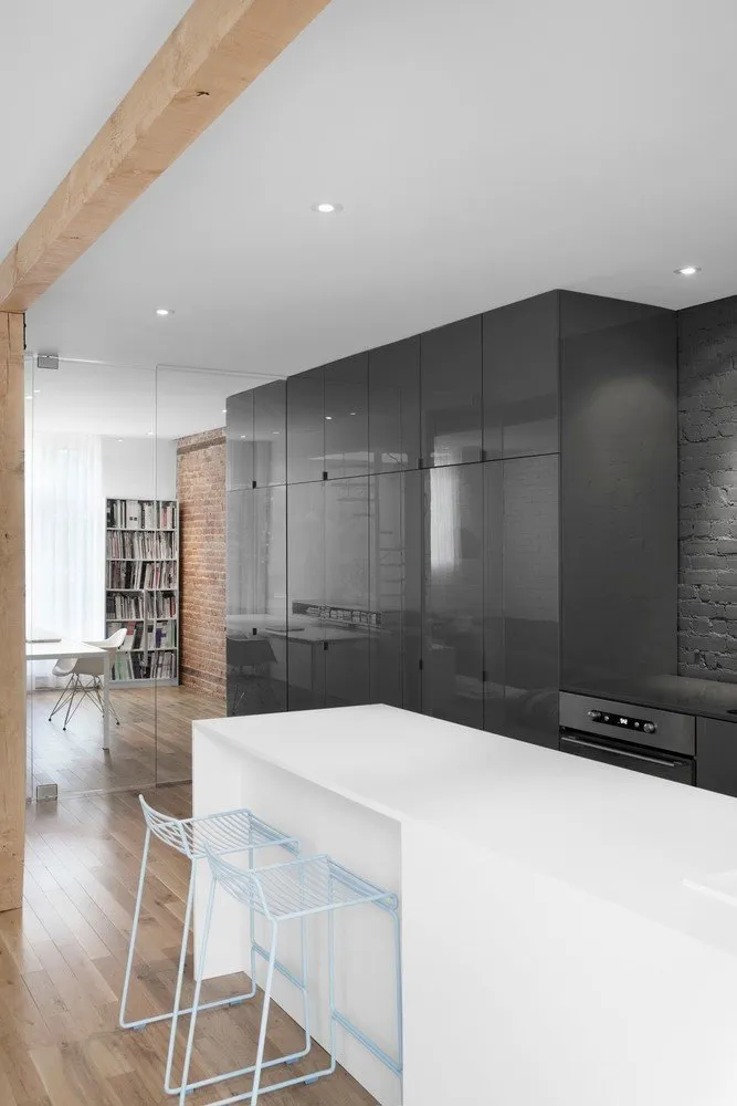 照片：现代风格厨房和餐厅，技巧——我们网站的照片