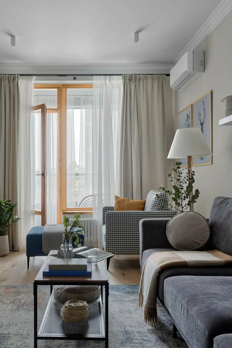 Foto: im Stil , Tipps, Hauspflanzen, Vorhänge im Innenraum, Hruschtschow-Interieur, niedrige Decke – Fotos auf unserer Website