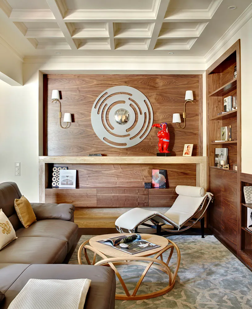 Design : Olga Kulikovskaya-Eshbi