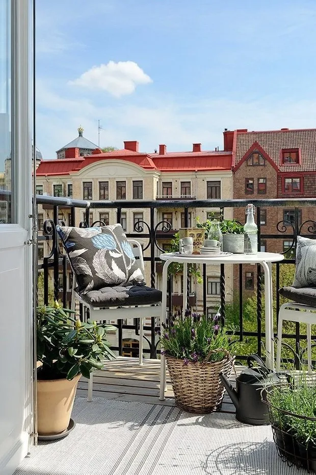 照片：普罗旺斯和乡村风格阳台，如何装饰阳台的技巧，乡村灵感——我们网站上的照片