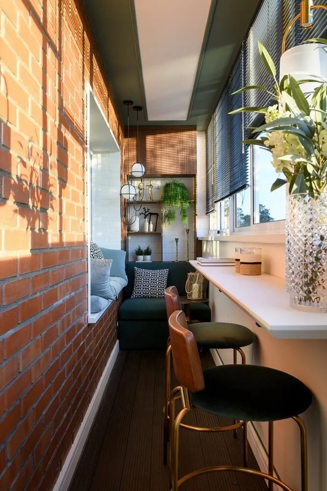 Design: D'Polly studio