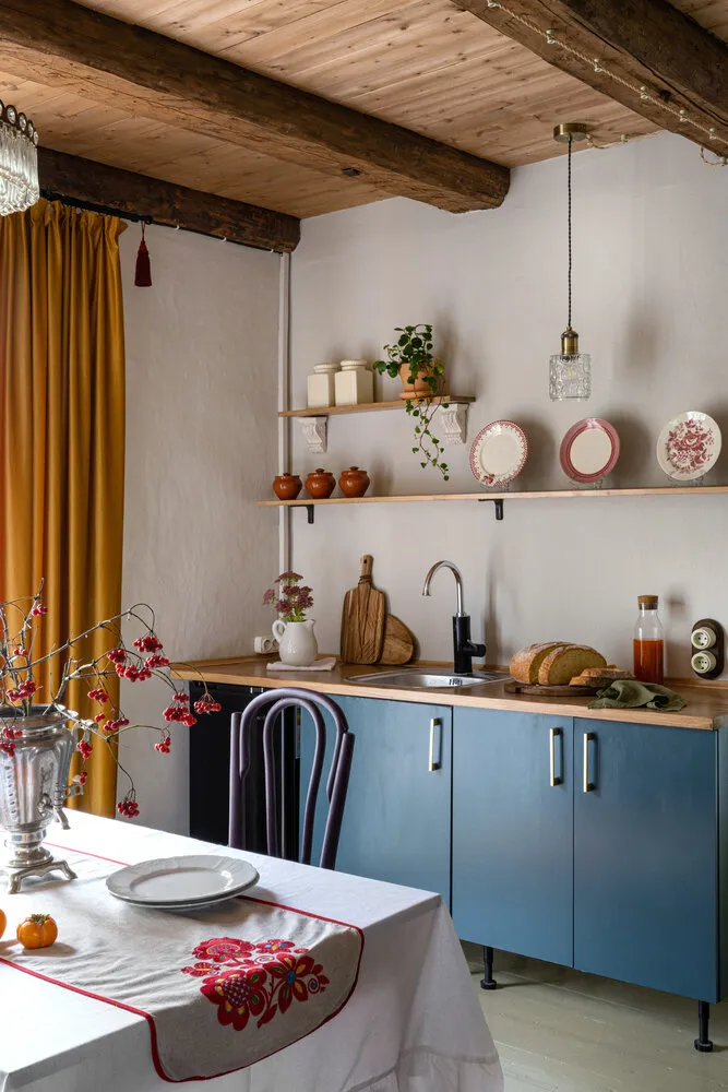 Фотографія: у стилі , Кухня і столова, Гостьова кімната, Переробка, Дача, Ліза Соліс – фото на нашому сайті