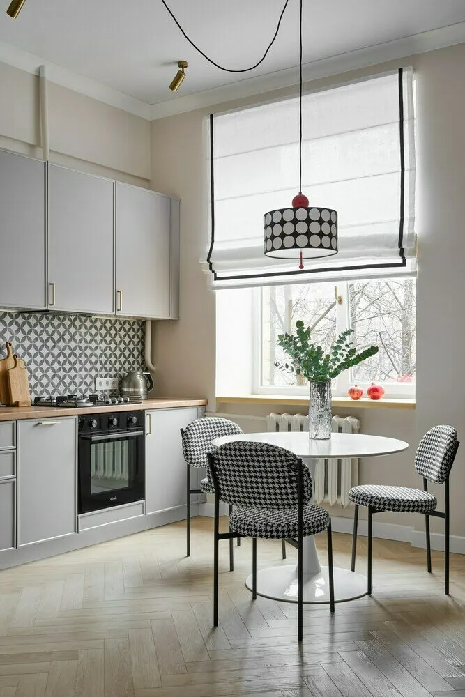 Фотографія: в стилі, Кухня і столова, Переробка, Сталинка – фото на нашому сайті