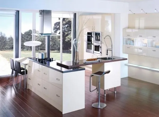 照片：高科技风格，室内装饰，公寓，房屋，室内装饰——我们网站的照片