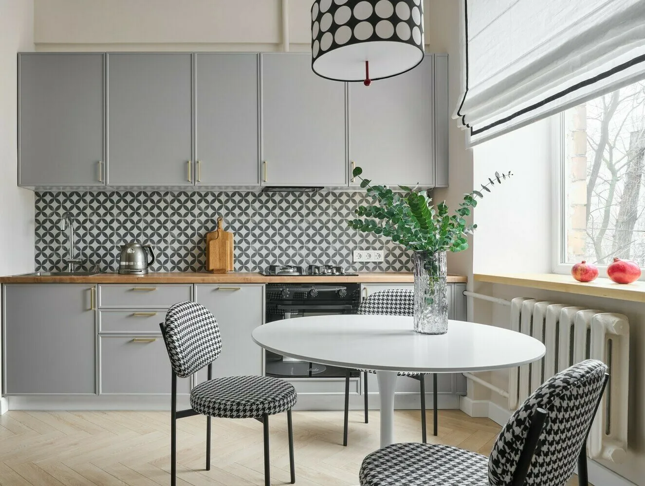 Фотографія: в стилі, Кухня і столова, Переробка, Сталинка – фото на нашому сайті