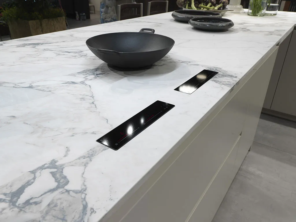 照片：经典风格厨房和餐厅，技巧——我们网站上的照片