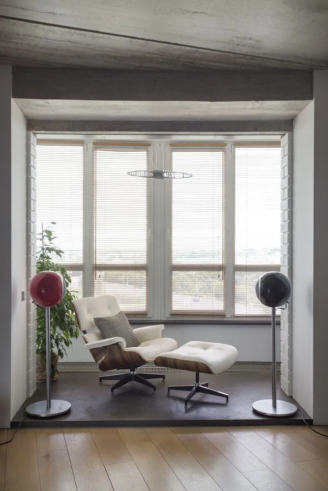 照片：极简风格阳台——网站上的照片