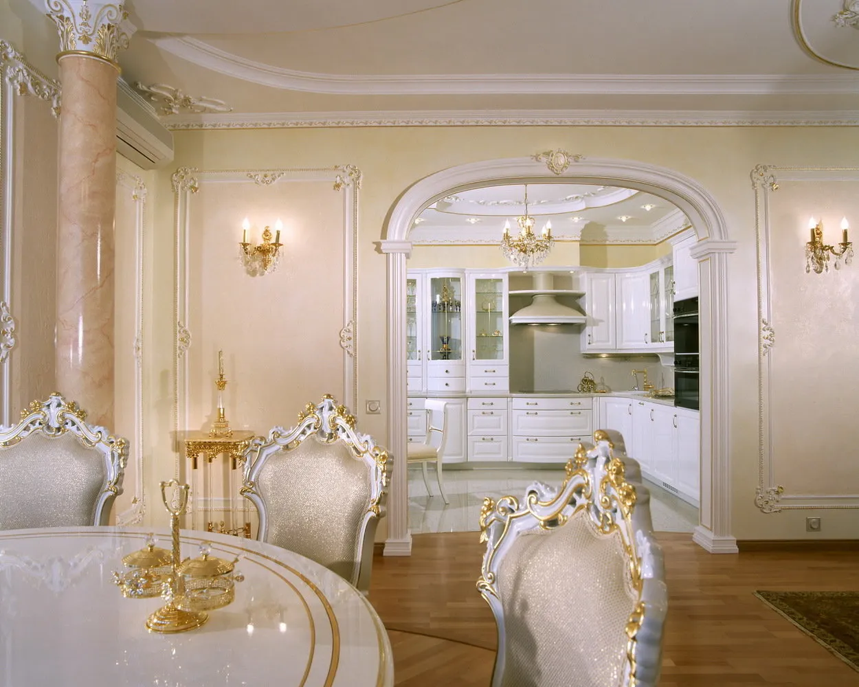 Foto: Küche und Esszimmer im Stil Klassisch, Tipps – Fotos auf unserer Website