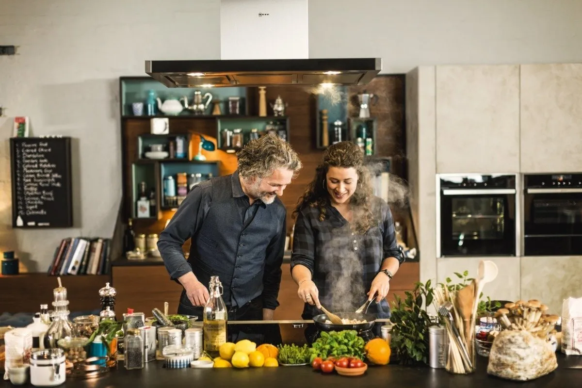 图片:时尚厨房与餐厅,技巧 – 我们网站上的照片