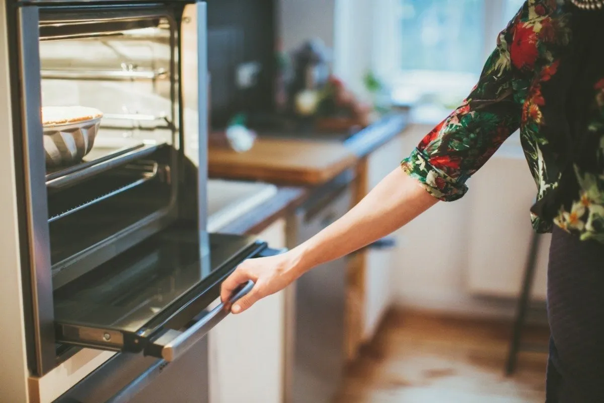 图片:时尚厨房与餐厅,技巧 – 我们网站上的照片