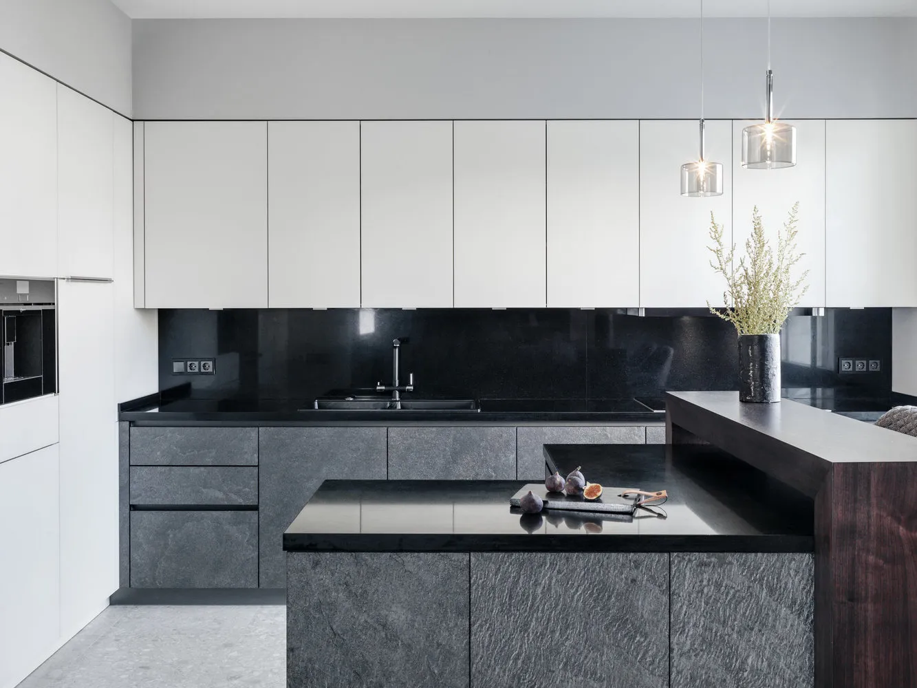 设计：塔季扬娜·塞韦尔