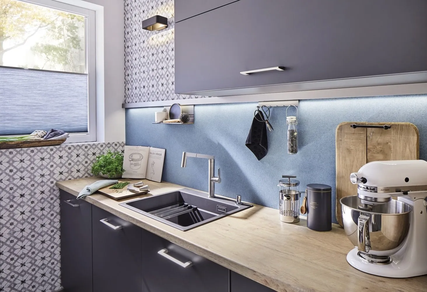 照片：现代风格厨房与餐厅，技巧，BLANCO，便捷水槽，厨房水槽 – 我们网站上的照片