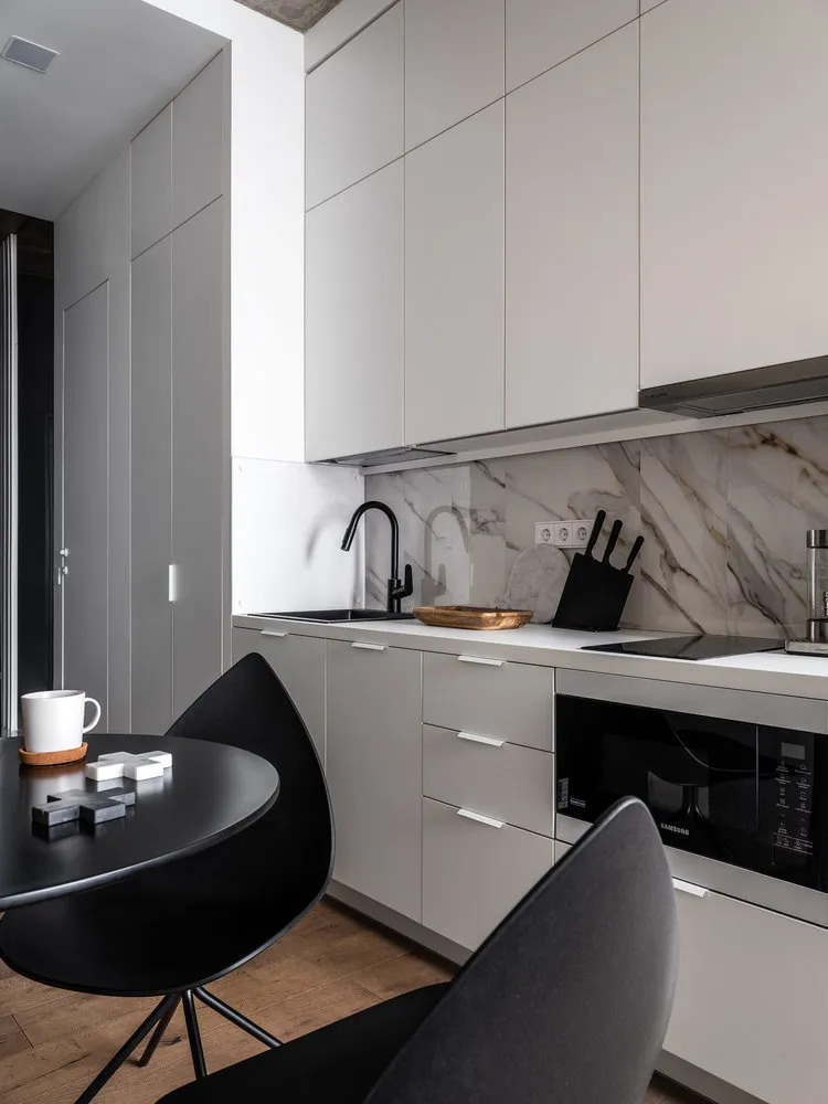 Foto: Cocina y comedor en estilo Moderno, Loft, Apartamento, Estudio, Proyecto de la Semana, Moscú, Geometrium, menos de 40 metros cuadrados – fotos en nuestro sitio web