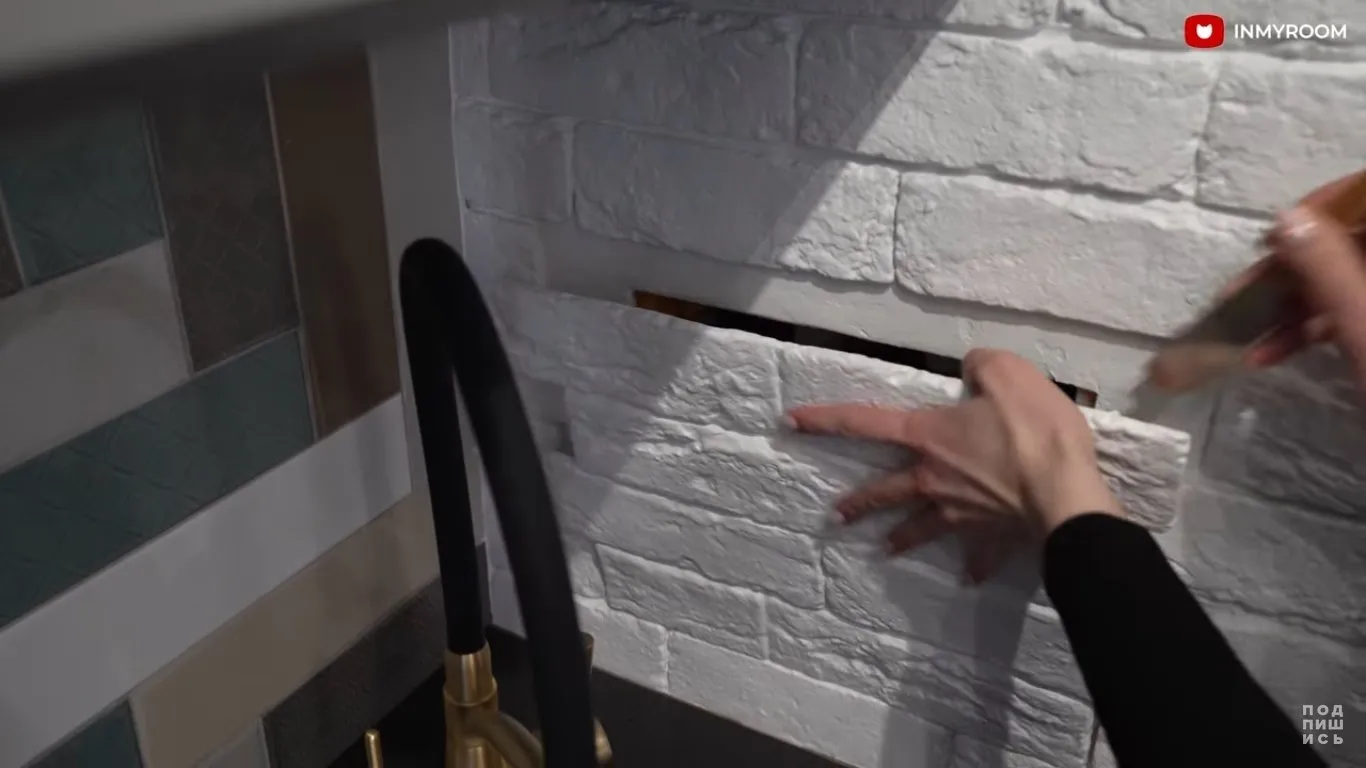 照片:现代门厅、厨房与餐厅,技巧 – 我们网站上的照片