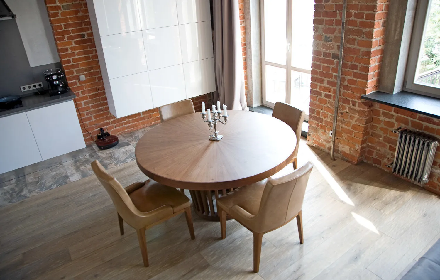 Zdjęcie: Kuchnia i stolowana w stylu Loft, Mieszkanie, Projekt tygodnia, Stalinca, 4 i więcej, Więcej niż 90 metrów, Ola Borowikowa, Irina Nikolska, Studio Art-B.O.S, encyklopedia_interier – zdjęcie na naszej stronie