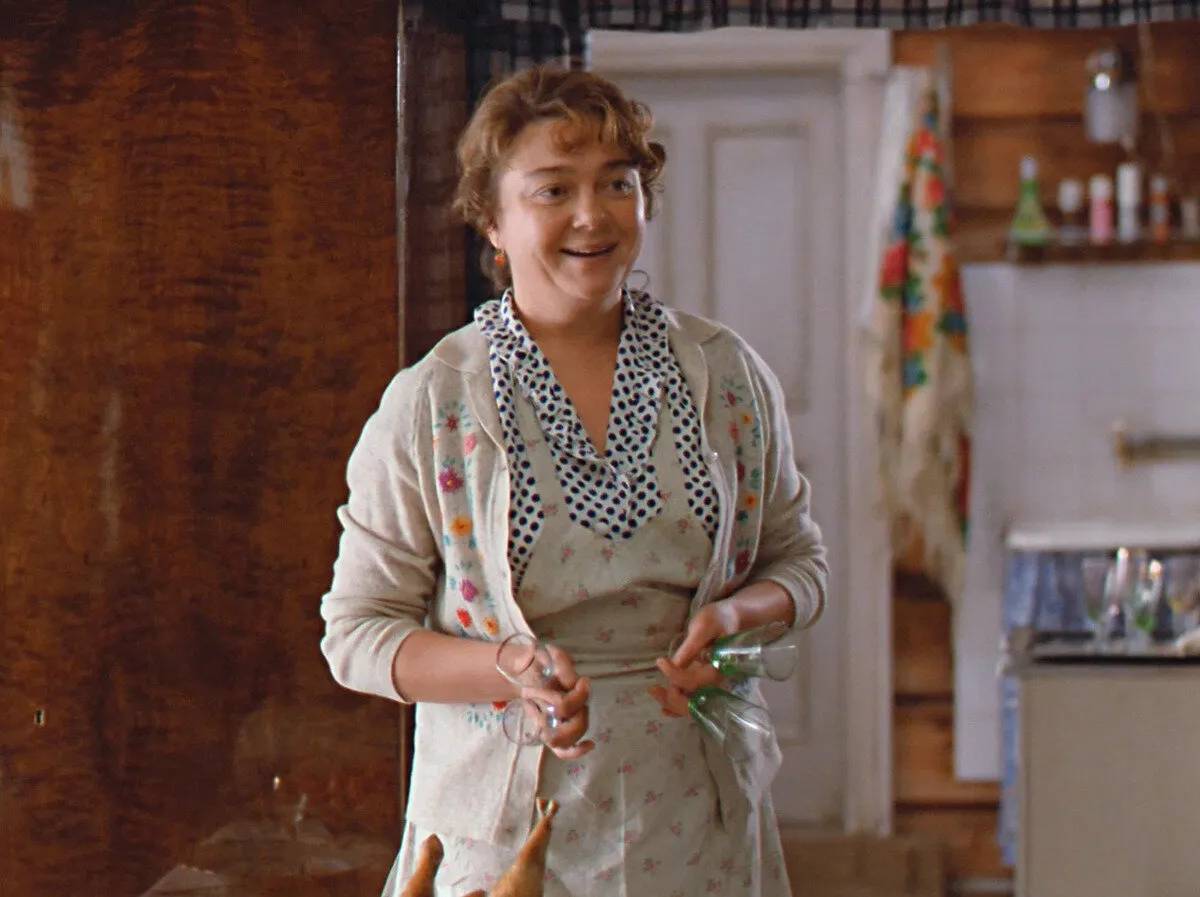 Foto: en estilo , interior de cocina, diseño soviético, Ludmila Gurchenko, escenas en la cocina del cine soviético, cocina de la URSS, Escenas de cocina en el cine soviético, cine soviético, cine de la URSS, cocinas soviéticas – foto en nuestro sitio web