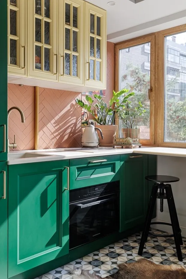 Photography: in style , Kitchen and Dining Room, Renovation, Panel House – photo on our website