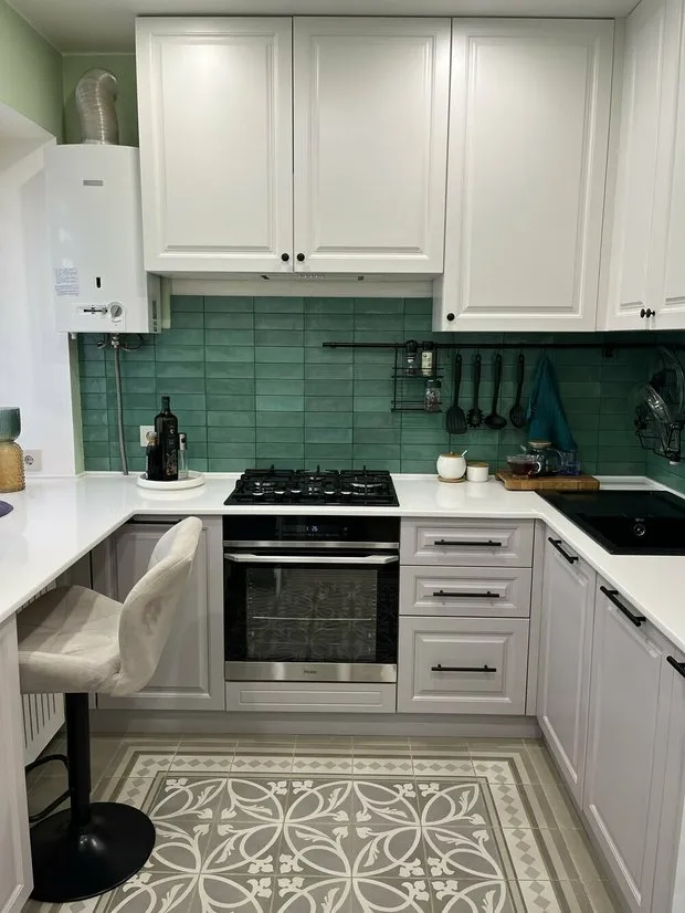 Фотография: в стиле , Кухня и столовая, Переделка – фото на нашем сайте