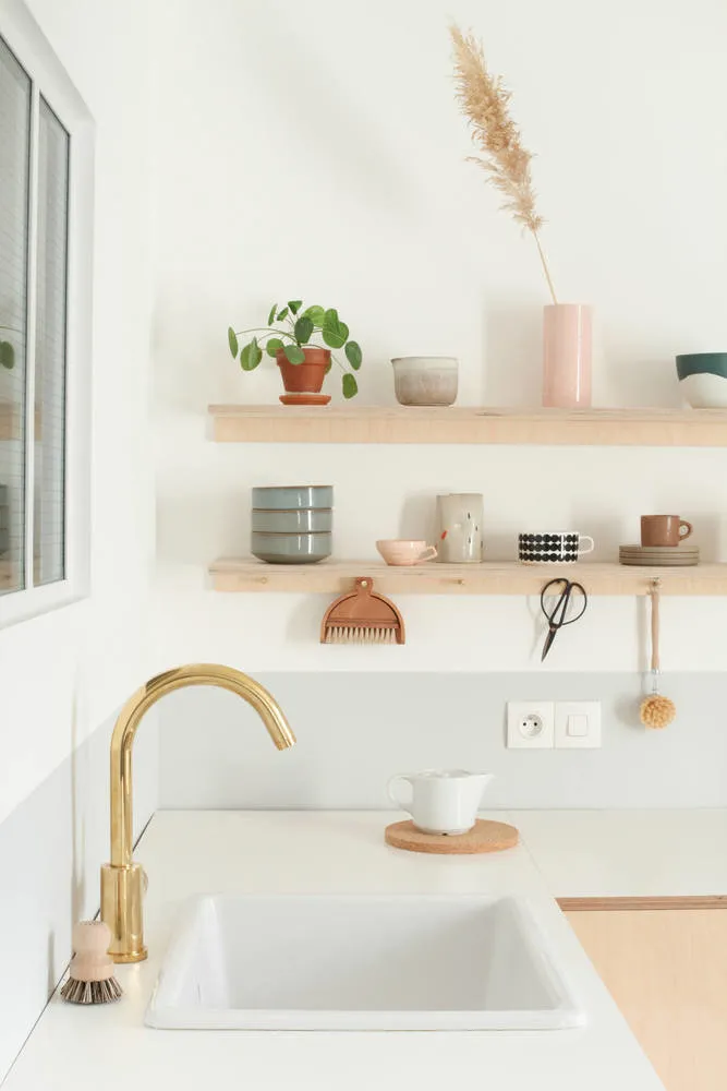 照片:极简风格厨房和餐厅,装饰与DIY,厨房翻新前后对比 – 我们网站上的照片