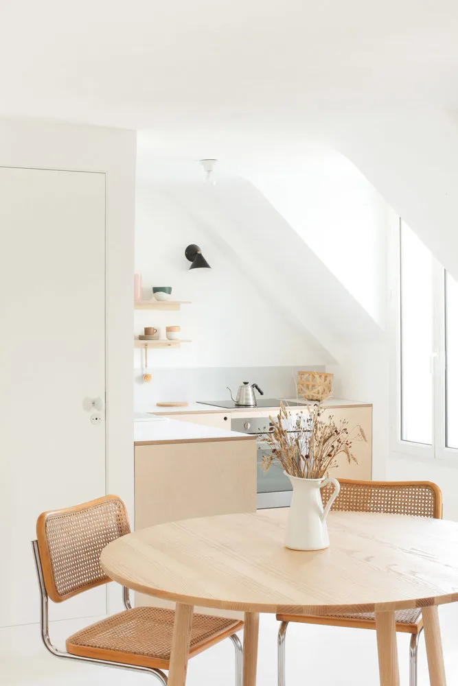 照片:极简风格厨房和餐厅,装饰与DIY,厨房翻新前后对比 – 我们网站上的照片