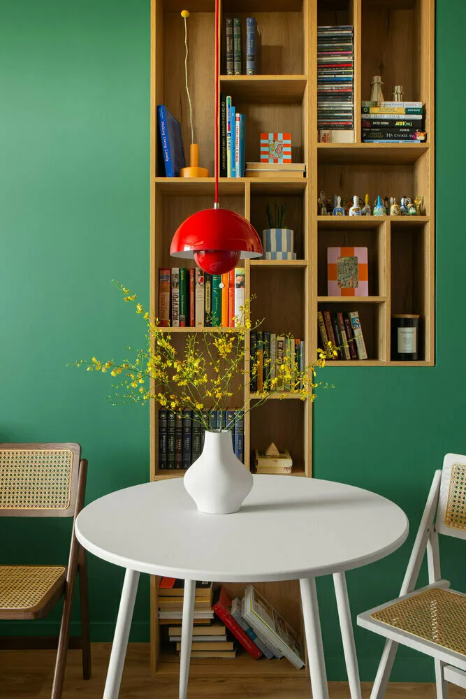 Foto: estilo moderno, Cocina y comedor, Interiores de habitaciones, Diseño de interiores, Consejos, diseño cocina-estancia, cómo decorar el interior de la cocina, interiores de cocina, ergonomía de cocina, organización del sistema de almacenamiento en la cocina, cocina sin armarios, soluciones no estándar para la cocina – fotos en nuestro sitio web