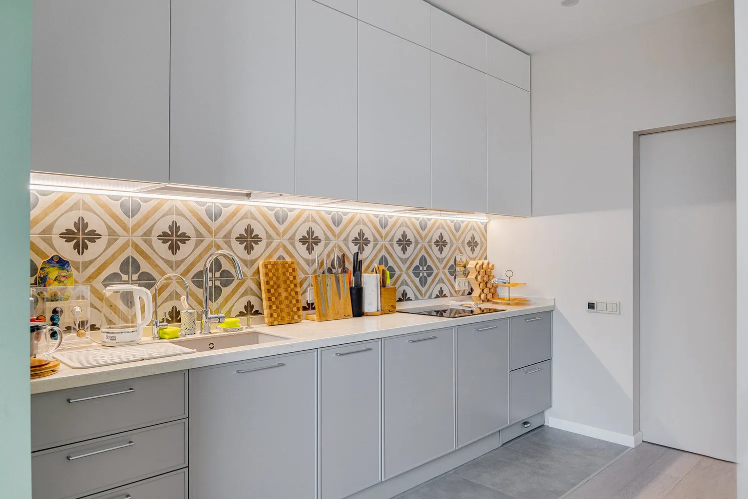 Фотографія: у стилі , Кухня і столова, Поради, Білий – фото на нашому сайті