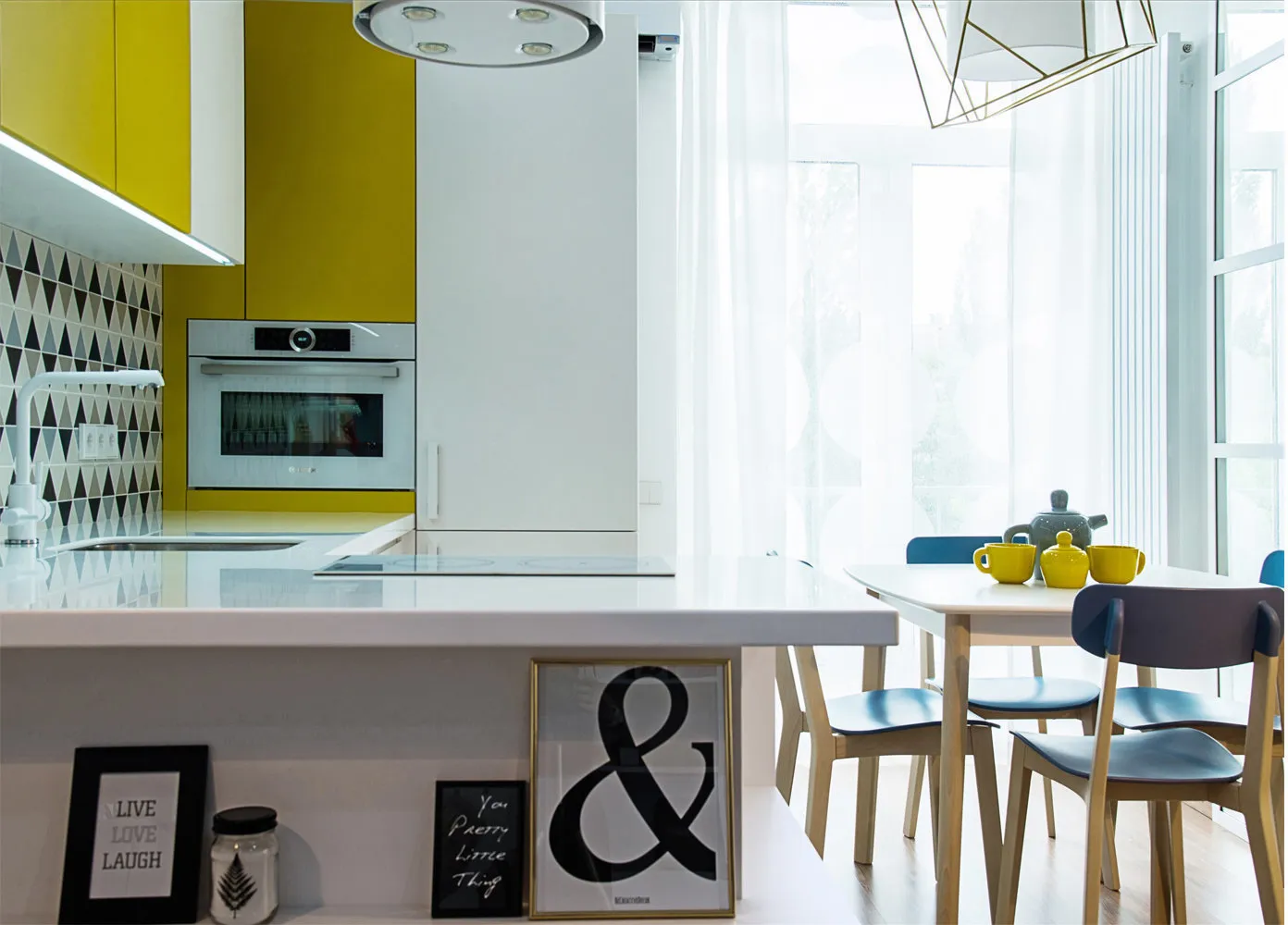 Foto: Küche und Esszimmer im Modernen Stil, Tipps – Fotos auf unserer Website