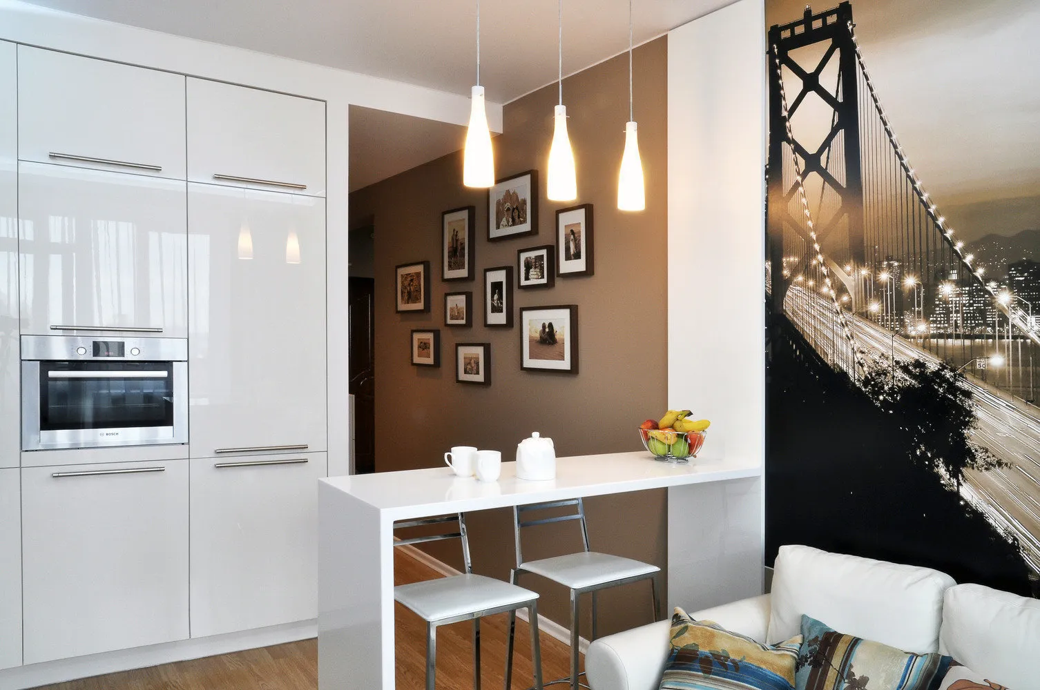 Foto: Küche und Esszimmer im Modernen Stil, Tipps – Fotos auf unserer Website