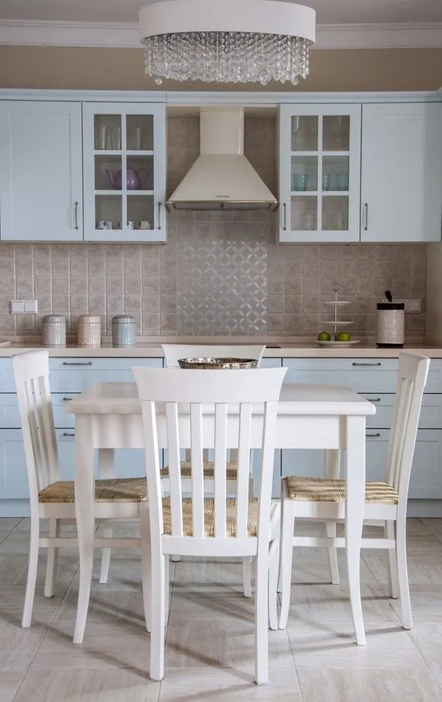 Design: Yana Molodых