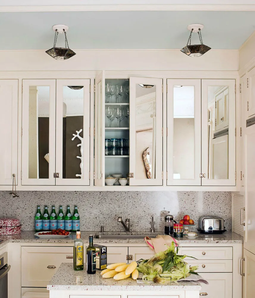 照片：北欧风格厨房与餐厅，翻新项目，博世，完成效果——我们网站上的照片