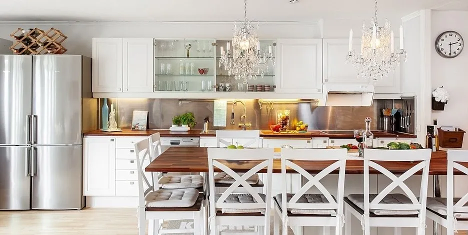 照片:北欧风格厨房与餐厅,技巧 – 我们网站上的照片