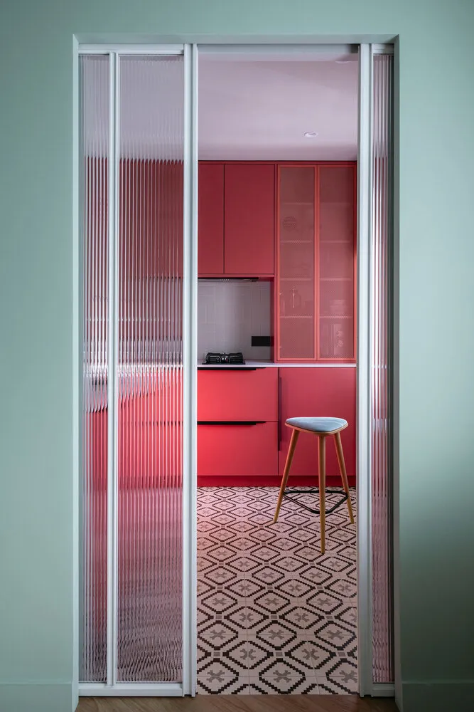 Фотографія: Кухня і столова в стилі Сучасний, Перепланування, Хрущовка, Поліна Чернишова – фото на нашому сайті