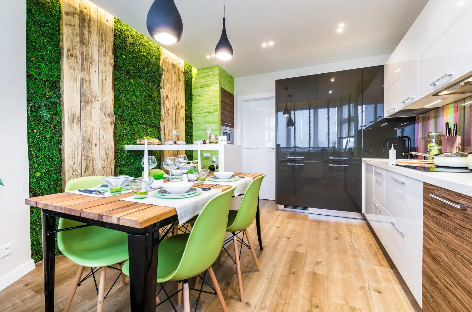 照片：在风格，厨房和餐厅，建议，明亮厨房 – 我们网站上的照片