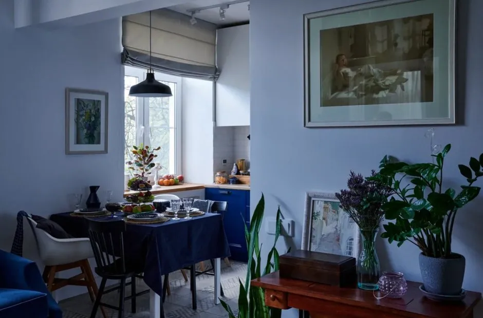 Foto: im Stil von, Küche und Esszimmer, Wohnung, Interior Design, Umbau, Küche-Wohnzimmer, Küche-Esszimmer, Küchen-Wohnzimmer-Design, Kücheninterior, Küche, Stalin, blaue Küche – Fotos auf unserer Website