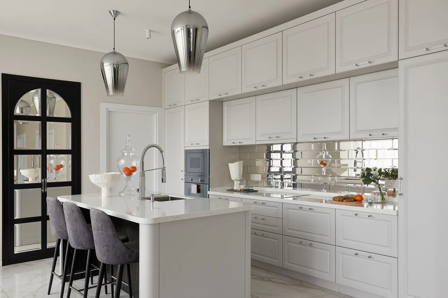 Фотографія:  у стилі , Кухня і столова, Гід, Дина Салахова, біла кухня, Buro Brainstorm, Бюро Home Emotions, Bobo.space, Анастасія Заркуа, Анна Чеснокова, Наталія Вершиніна, Сергій Грабіня – фото на нашому сайті