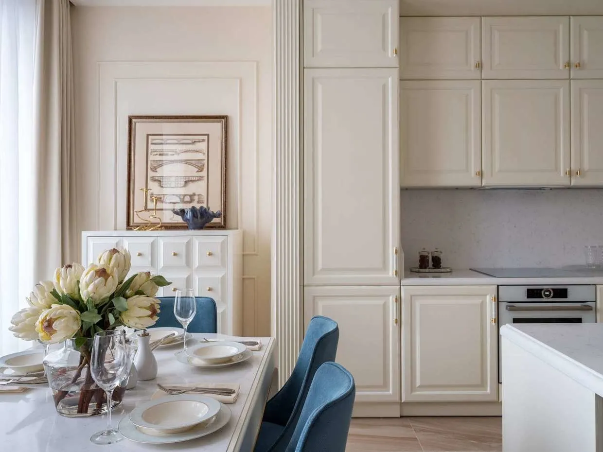 Design : Alena Chmeléva