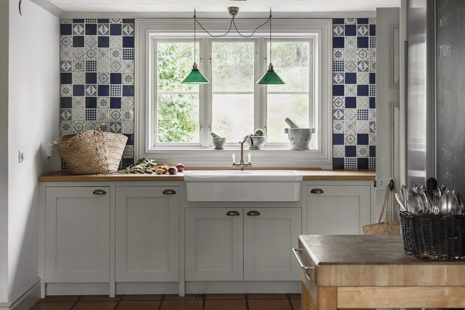 照片:斯堪的纳维亚风格厨房和餐厅,室内装饰,房屋,小屋,房屋与小屋——我们网站上的照片