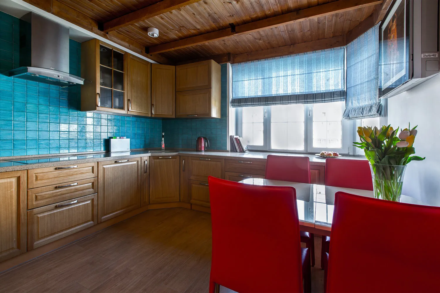 照片：现代风格，厨房和餐厅，技巧 - 我们网站上的照片