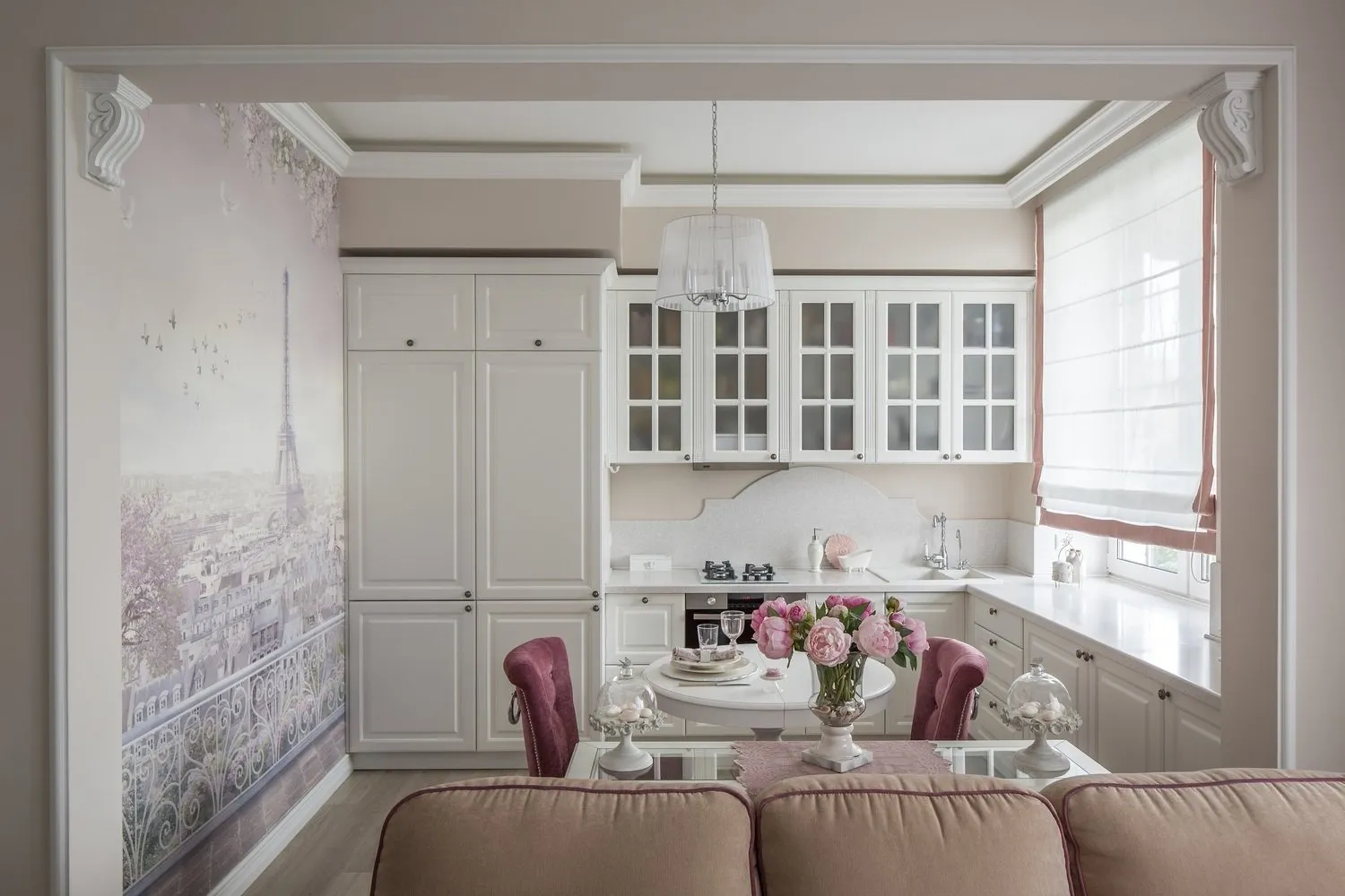 Photo: Kitchen and dining room in Classic style, Apartment, Weekly Project, Moscow, Svetlana Yurkova, Stalinka, 2 rooms, 40-60 sq m – photo on our website